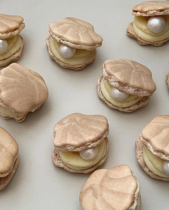 A cover of "MMMM FOOD" cluster. The owner is whatwipx. The cluster consists of 1 element.