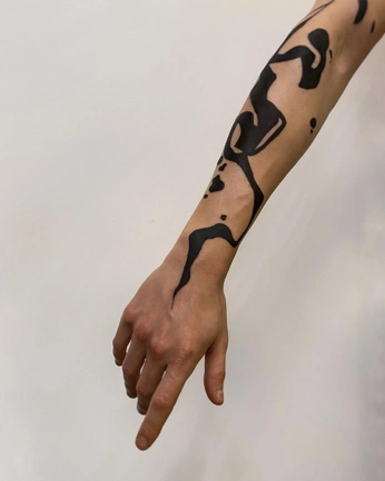 A cover of "INK" cluster. The owner is woshwa. The cluster consists of 6 elements.