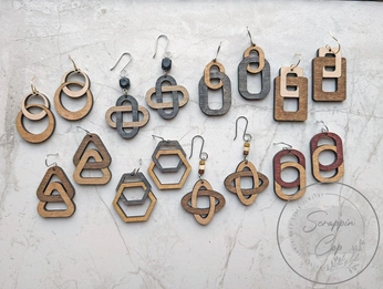 A cover of "Houten Sieraden" cluster. The owner is manonswitch. The cluster consists of 7 elements.