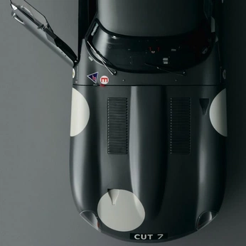 A cover of "Cars" cluster. The owner is niklaus. The cluster consists of 22 elements.