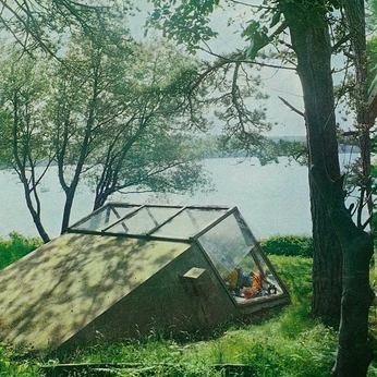 A cover of "Cabin Inspo" cluster. The owner is juiceproduce. The cluster consists of 10 elements.