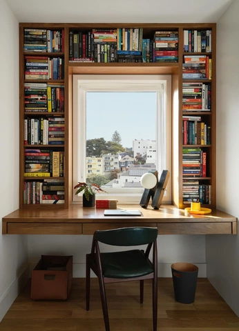 A cover of "Home" cluster. The owner is alexei. The cluster consists of 2 elements.