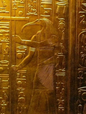 A cover of "Leo" cluster. The owner is airelav. The cluster consists of 14 elements.