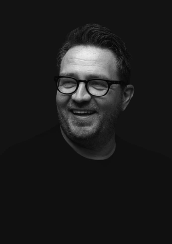 A cover of "headshots" cluster. The owner is ruthoriordan. The cluster consists of 7 elements.