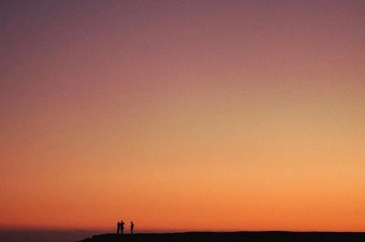 An Instagram  post added by farforward on Aug 30, 2024. The author is @sinaiaia. May present: sunset.