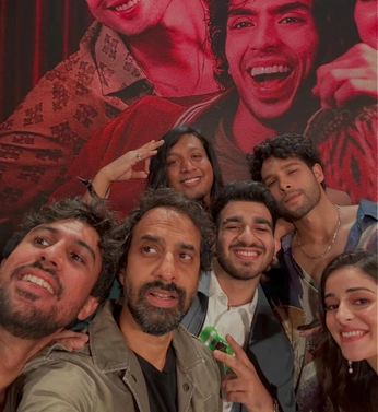 A cover of "Movies" cluster. The owner is ayushmokal. The cluster consists of 2 elements.