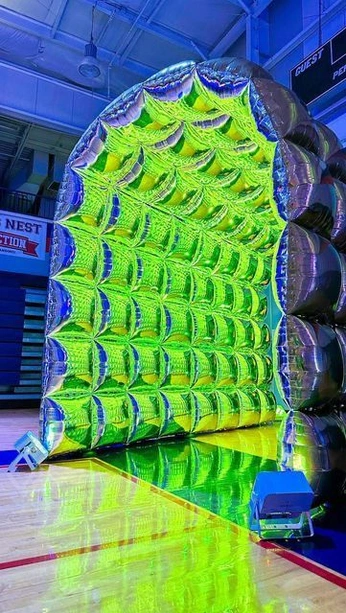 A cover of "Experiential" cluster. The owner is adrianmok. The cluster consists of 1 element.