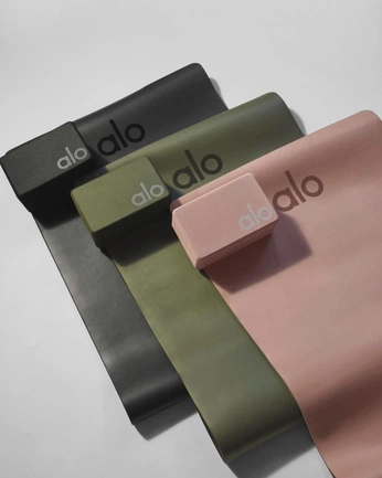 A cover of "MOODBOARD" cluster. The owner is ka0ry. The cluster consists of 14 elements.