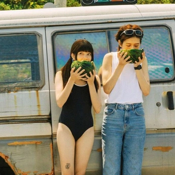 A cover of "Drawing references" cluster. The owner is belava. The cluster consists of 125 elements.