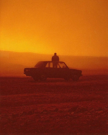 A cover of "Contemplating contrast" cluster. The owner is creativeblob. The cluster description is "what's next". The cluster consists of 6 elements.