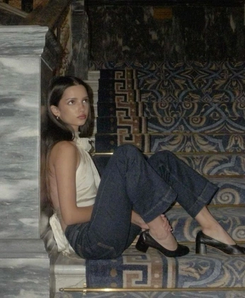 A cover of "Grad" cluster. The owner is sungay. The cluster consists of 11 elements.