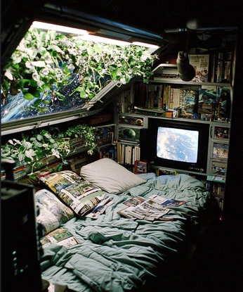 A cover of "interior" cluster. The owner is zeropilot. The cluster consists of 1 element.