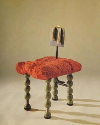 A cover of "Chaises" cluster. The owner is nalinta. The cluster consists of 12 elements.