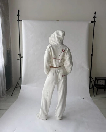 A cover of "стиль" cluster. The owner is eyeofradha. The cluster consists of 3 elements.