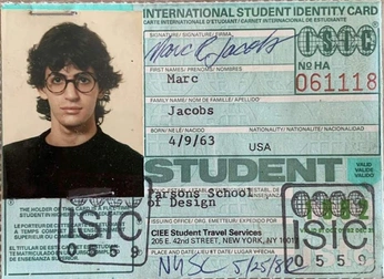 A cover of ">>/:ideas" cluster. The owner is mynameiscru. The cluster consists of 4 elements.