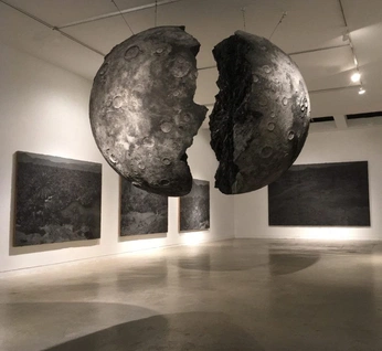 A cover of "pale moonlight" cluster. The owner is seokjin. The cluster consists of 22 elements.