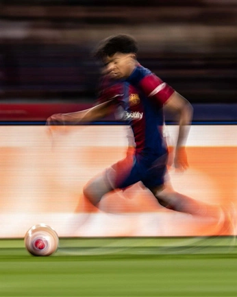 A cover of "Photography | Blur" cluster. The owner is marcow. The cluster consists of 65 elements.