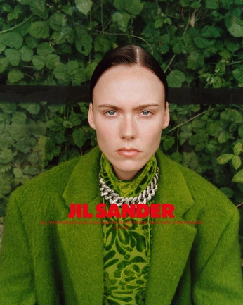 A cover of "Greeeeen" cluster. The owner is neshroom. The cluster consists of 1 element.