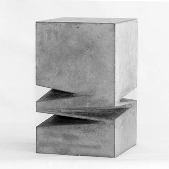 A cover of "Magsafe Stand" cluster. The owner is plnlemonr. The cluster consists of 11 elements.