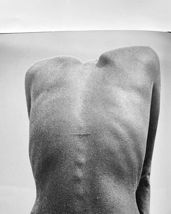 A cover of "echo" cluster. The owner is nora.schoolmeest. The cluster consists of 18 elements.