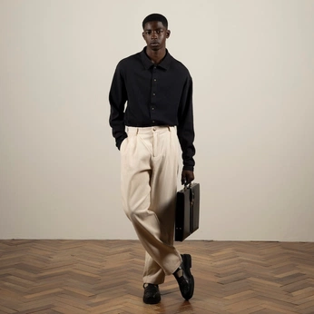 A cover of "outfit" cluster. The owner is arch24. The cluster consists of 21 elements.