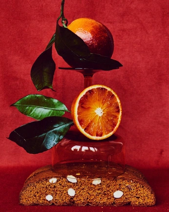 A cover of "Red" cluster. The owner is neuehaus. The cluster consists of 16 elements.