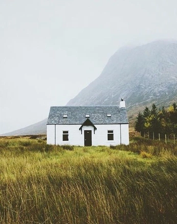 A cover of "i want to be alone" cluster. The owner is librarifran. The cluster consists of 178 elements.