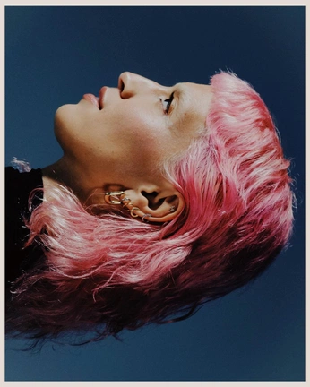 A cover of "Semi Perm" cluster. The owner is swatson. The cluster consists of 4 elements.