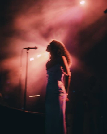 A cover of "I DESERVE BETTER" cluster. The owner is abirichardson. The cluster consists of 19 elements.