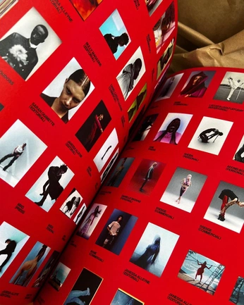 A cover of "gundrund mamie" cluster. The owner is rougeciel. The cluster consists of 35 elements.