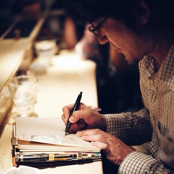 A cover of "Analogue" cluster. The owner is cliveg. The cluster consists of 1 element.