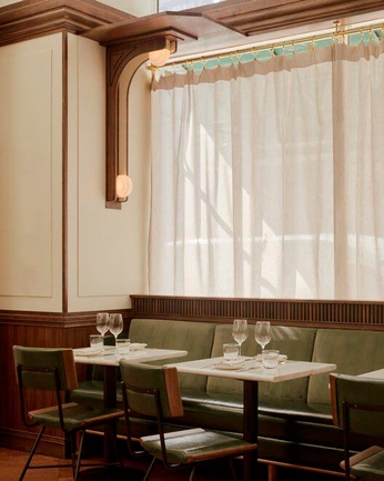 A cover of "RDV2" cluster. The owner is petermant. The cluster consists of 30 elements.