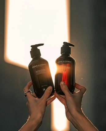 A cover of "COSMETICS" cluster. The owner is mavik. The cluster consists of 28 elements.