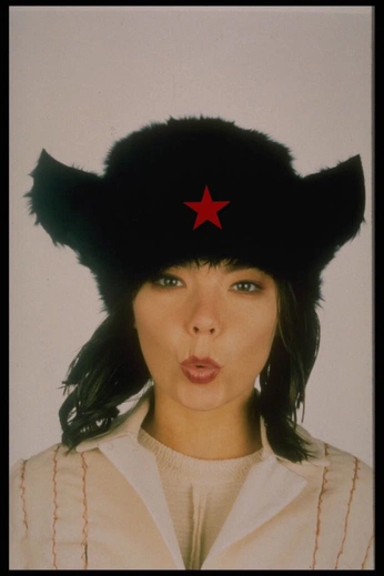 A cover of "Mother" cluster. The owner is suchabitch. The cluster consists of 5 elements.