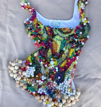 A cover of "Bead Embroidery" cluster. The owner is mkcal. The cluster consists of 3 elements.