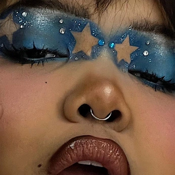 A cover of "💄makeup" cluster. The owner is mehrnoosh2001. The cluster consists of 13 elements.