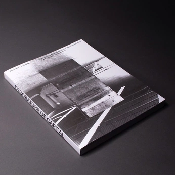 A cover of "書籍の表紙デザイン" cluster. The owner is kururuallen. The cluster consists of 45 elements.