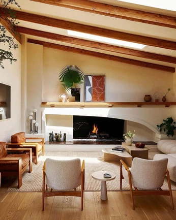 A cover of "Interiors" cluster. The owner is spaceantelope. The cluster consists of 7 elements.