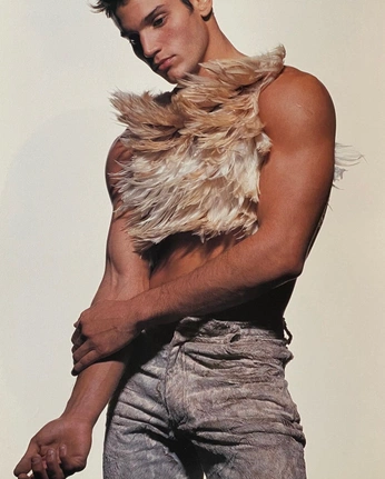 A cover of "Look" cluster. The owner is observingthevoid. The cluster consists of 5 elements.