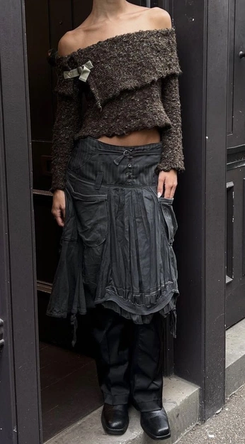 A cover of "Fitted" cluster. The owner is ghostcanseeyou. The cluster consists of 1 element.