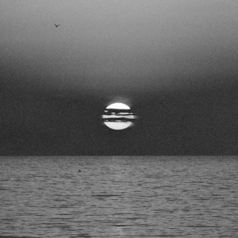 A cover of "Aesthetic" cluster. The owner is iloveugly. The cluster consists of 28 elements.