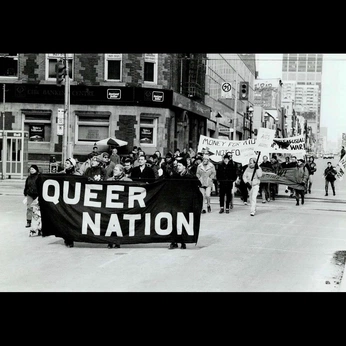 A cover of "Polotical" cluster. The owner is bymorgan. The cluster consists of 7 elements.