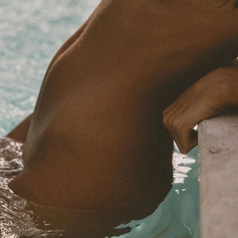 A cover of "Me" cluster. The owner is yoyoyes. The cluster consists of 20 elements.