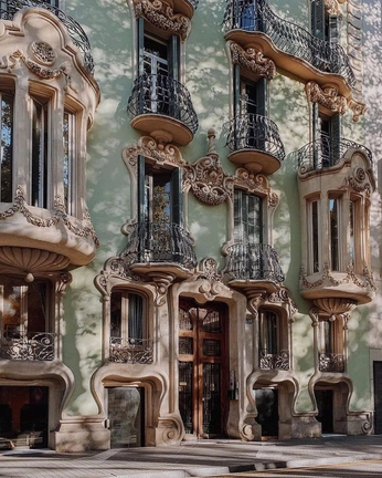 A cover of "Breguet World" cluster. The owner is erwanngharrison. The cluster consists of 92 elements.