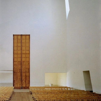 A cover of "ambience" cluster. The owner is luluzhang. The cluster consists of 132 elements.