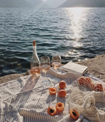 A cover of "Vacationing in Palermo" cluster. The owner is man33. The cluster consists of 7 elements.