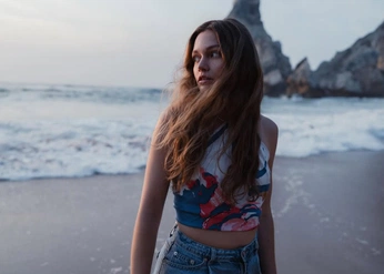 A cover of "photography" cluster. The owner is alter.lae. The cluster consists of 3 elements.