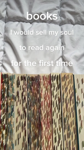 A cover of "📖" cluster. The owner is mlltt. The cluster consists of 8 elements.