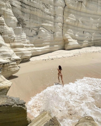 A cover of "Summer" cluster. The owner is mamacoe. The cluster consists of 8 elements.