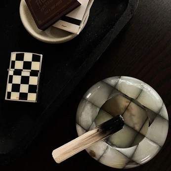 A cover of "E&e" cluster. The owner is itbeccs. The cluster consists of 367 elements.